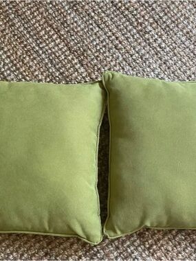Pier 1 Decorative Throw Pillow Pair (chartreyse) - Classic Solid Accent 18”x18”